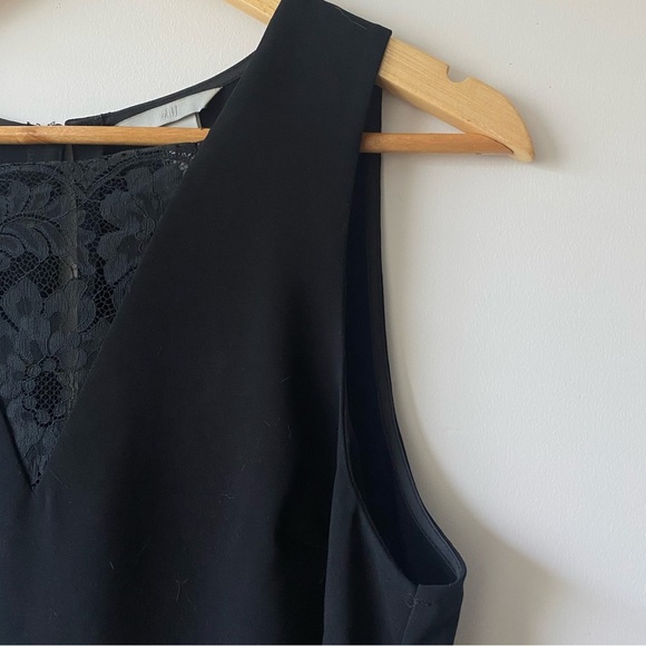 H&M V-Neck Lace Overlay Sleeveless Shift Dress Black - Picture 5 of 8